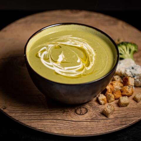 Supa Crema de Brocoli si Gorgonzola